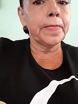 Stripchat Free Live Porn of Zamara_milf
