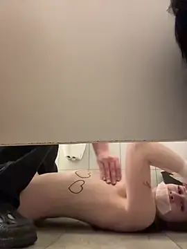 Stripchat Free Porn Cam of KnockKnock-