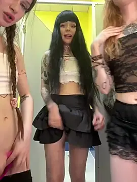 Stripchat Watch Live Sex Cams of KnockKnock-