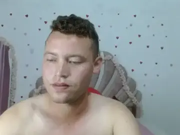 Stripchat Adult Webcam of sven_fox723