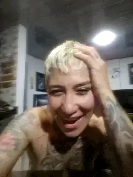 Stripchat Live Sex Cam of Everlyn_sexx