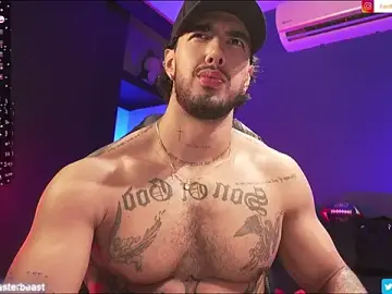 Stripchat Free Porn Cam of JACOB_MARTINS