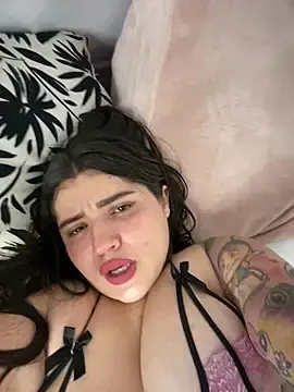 Stripchat Best Webcam of horny_roomiess