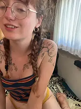 Stripchat Free Porn Cam of _foxygirl_