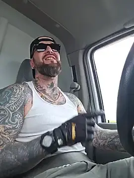 Stripchat Best Webcam of Beardedtattood