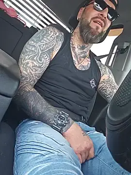 Stripchat Sex Chat of Beardedtattood