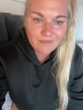 Stripchat Watch Live Sex Cams of Jolina_Juice