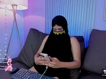 Stripchat Live Sex Cam of Layla_amirah
