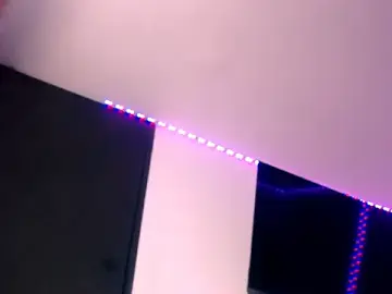 Stripchat Free Porn Cam of dayanna_latints