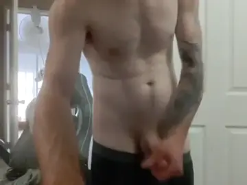 Stripchat Sex Cam of Huntzg23