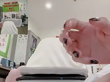 Stripchat Sex Chat of Sneaky_Cumshoot