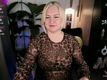 Stripchat Best Webcam of YolandaKiss
