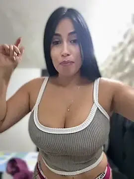 Stripchat Best Webcam of areviklusine1