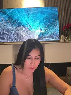 Stripchat Adult Video Chat of areviklusine1