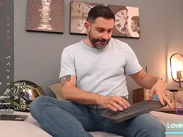 Stripchat Sex Chat of jonasbeards