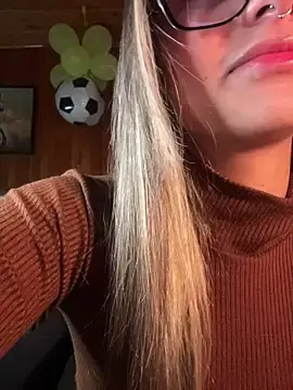 Stripchat Live Sex of AliceStone19
