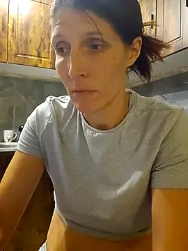 Stripchat Free Porn Cam of Lenchen_