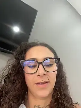Stripchat Free Live Porn of LahanaKimish