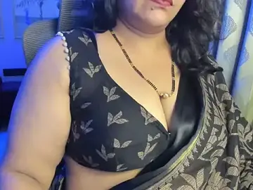 Stripchat Live Sex Cam of tarivishu11