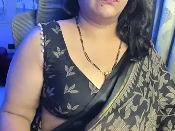 Stripchat Adult Webcam of tarivishu11