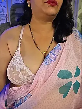Stripchat Live Sex Cam of tarivishu11