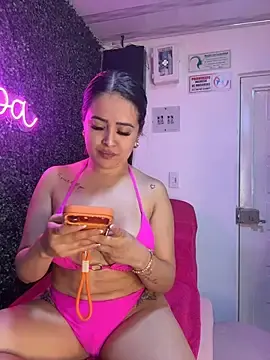 Stripchat Nude Webcam of Sara_fun