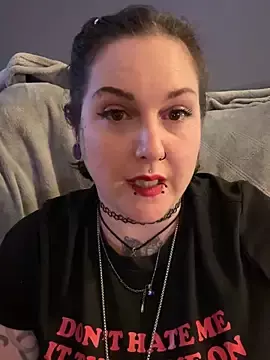 Stripchat Free Live Porn of Riverm00n