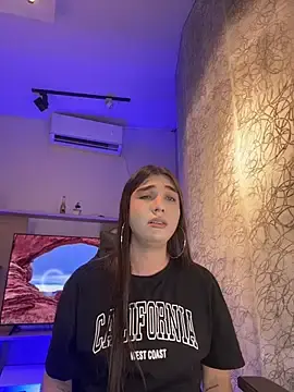 Stripchat Watch Live Sex Cams of saracaball_