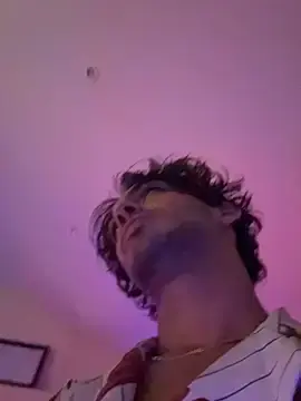 Stripchat Live Sex Cam of Gipsyboysteve