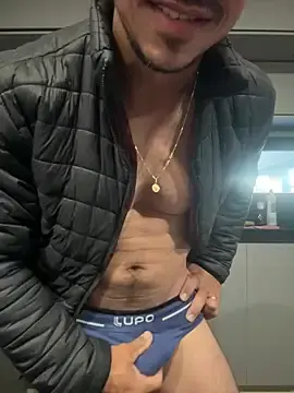 Stripchat Sex Chat of kzado37