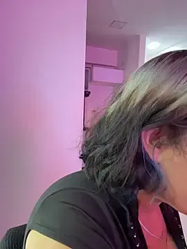Stripchat Watch Live Sex Cams of Scarlett-LS