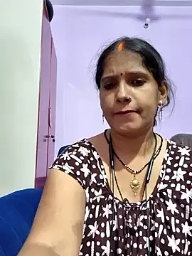 Stripchat Live Sex Cam of Simran_bhabhi0