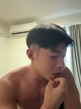 Stripchat Sex Cam of Yooo17