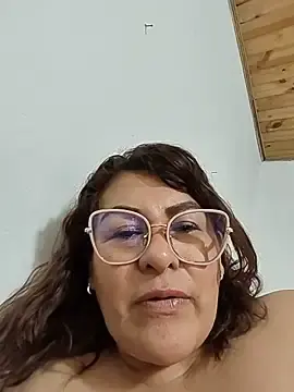 Stripchat Watch Live Sex Cams of AlexxiaaMat
