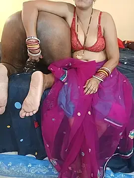Stripchat Free Porn Cam of INDIANDESIMATURE