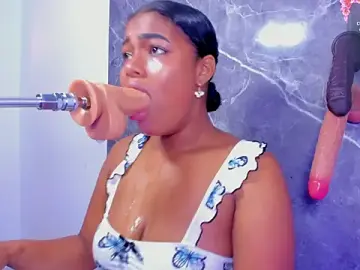 Stripchat Free Live Porn of mafe_garcia
