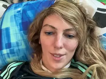 Stripchat Free Live Porn of CelestialRuby