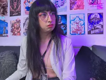 Stripchat Live Porn of snowblack_