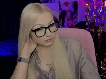 Stripchat Free Porn Cam of LinaLirian