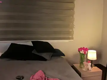 Stripchat Free Porn Cam of MERIDA_TAYLOR