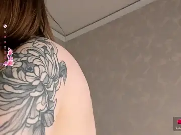 Stripchat Best live sex cam show of Mirrrra1