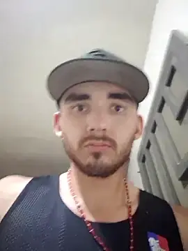 Stripchat Sex Cam of kevinsito1