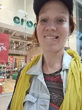 Stripchat Best live sex cam show of Exhibitionsplit