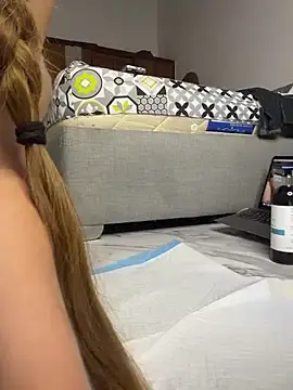 Stripchat Free Live Porn of emiss_