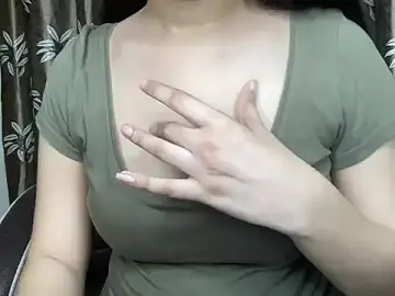 Stripchat Free Porn Cam of Karnaa_vail