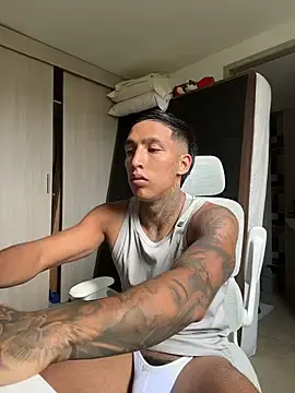 Stripchat Free Porn Cam of sendfer