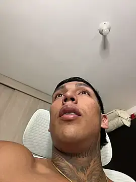 Stripchat Adult Webcam of sendfer