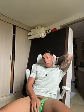 Stripchat Live Sex Cam of sendfer