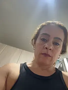 Stripchat Sex Cam of Natigoonzalez