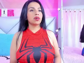Stripchat Free Porn Cam of Emma_collins23